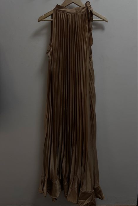 Rochie Lungă / Maxi Plisată Auriu Satinat FOFY - NOUĂ Cu Etichetă & Sigiliu