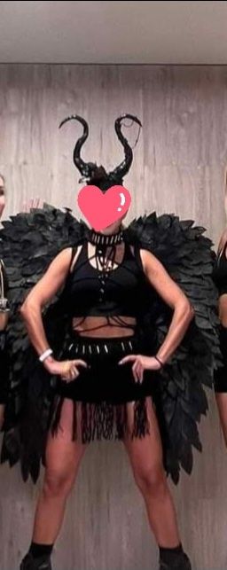 Крила за танци и фото