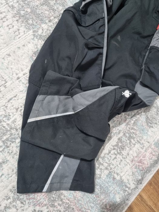 Enhelbert strauss  48