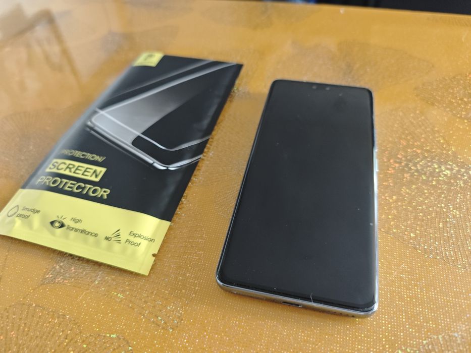 Xiaomi 13лайт идеален без забележки