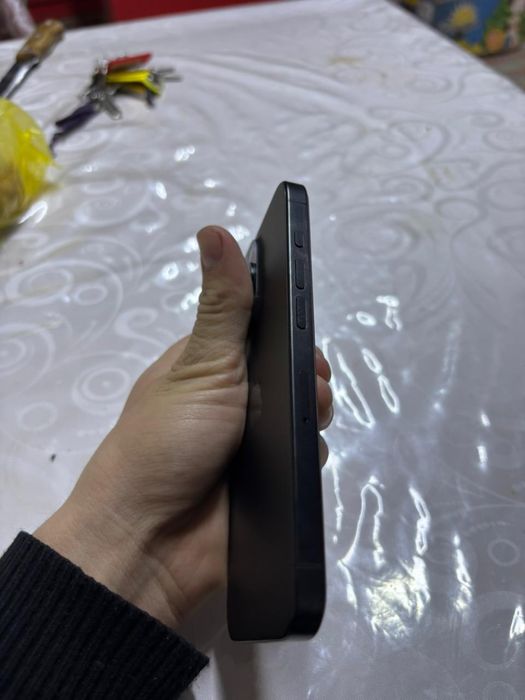 Iphone 15 pro 128 gb black titan