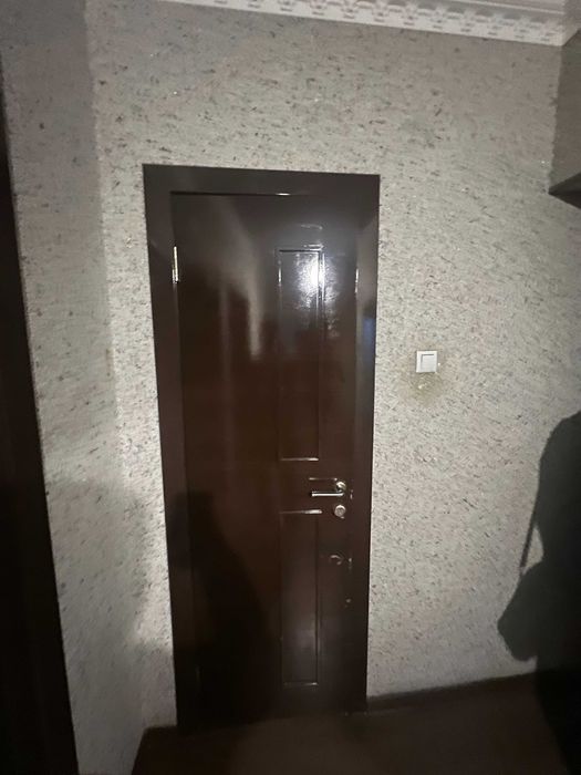 Эшиклар яхши ҳолатдаги  ички эшикларни арзога бераман