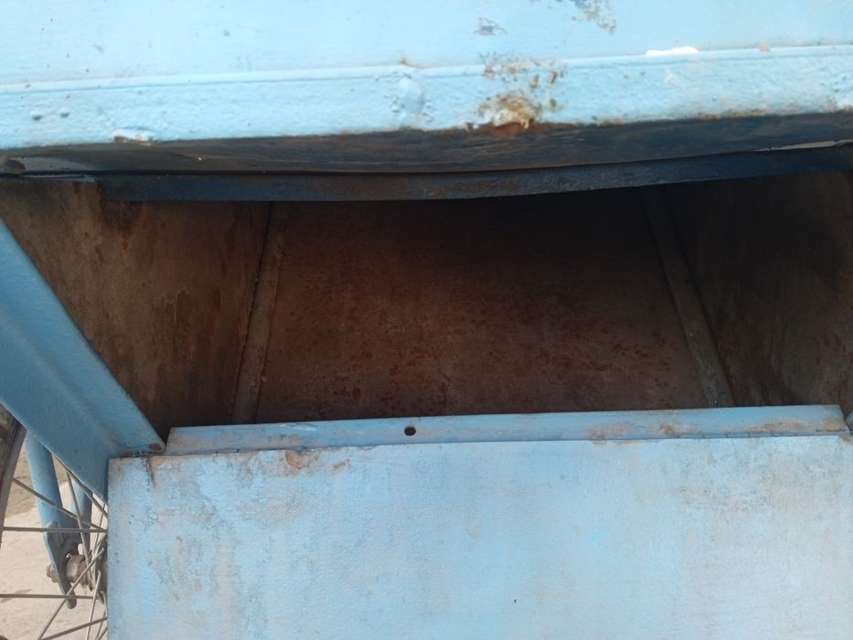 Arava Sotiladi  narxi  rangi koʻk holati yaxshi