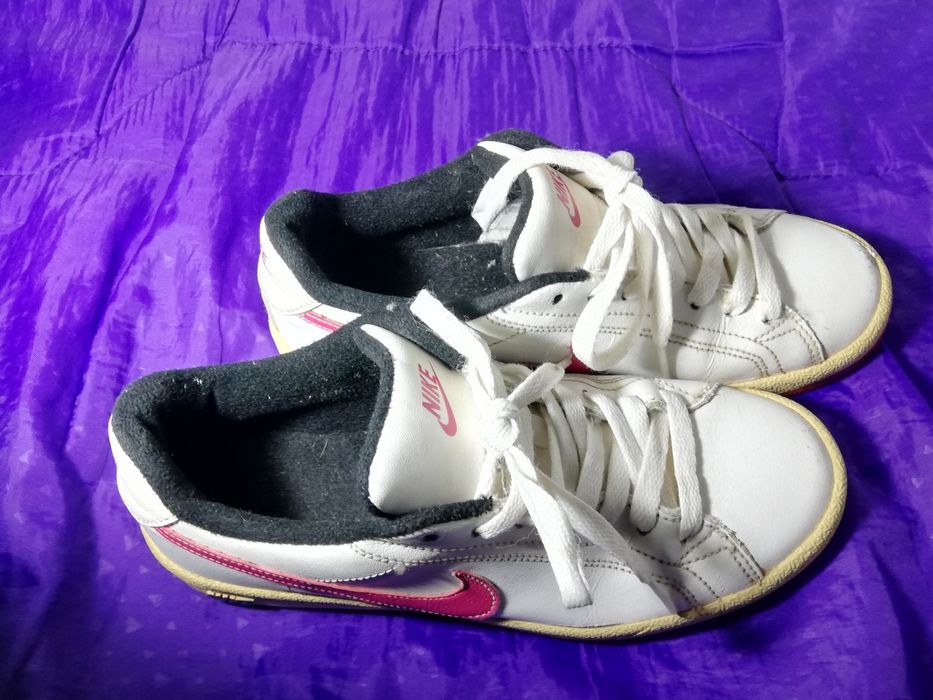 Pantofi sport Nike marimea 36