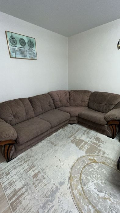 Ваш идеальный уголок: Стильный диван-кровать + Кресло!