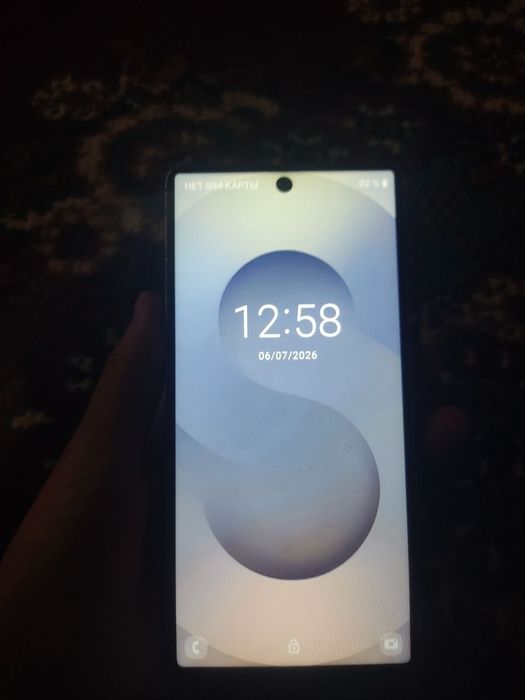 Samsung s 25 ultra bor Luks kopiya lekin 1 trabayt