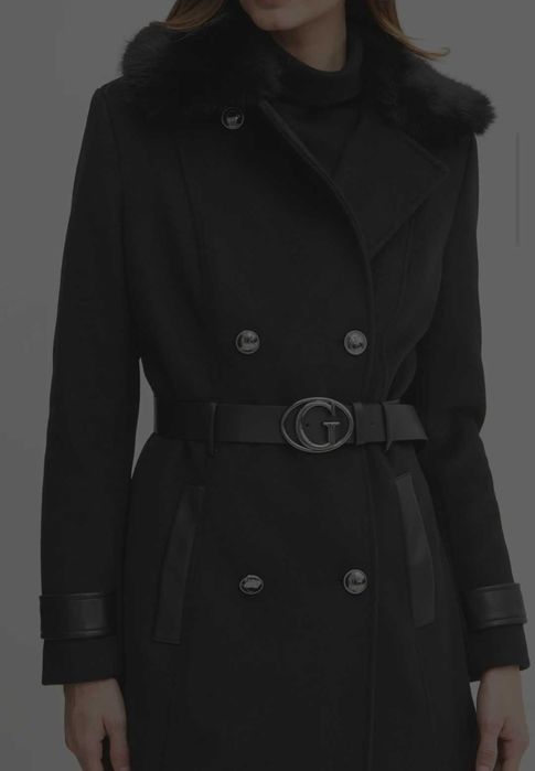 Черно палто Guess