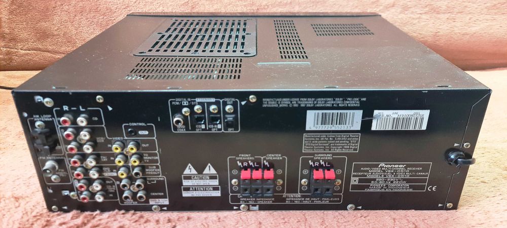 Pioneer VSX-D510 amplituner 2X100W sau 5X100W pe 8 Ohm