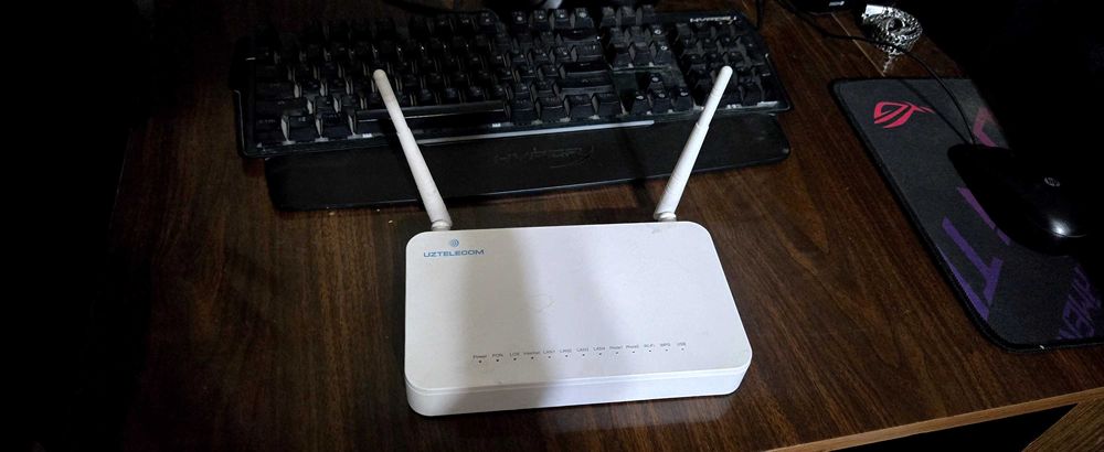 Продается Роутер ZTE F660