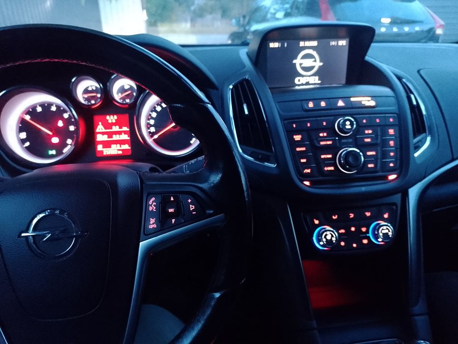 Opel Zafira C Turer ediție limitată