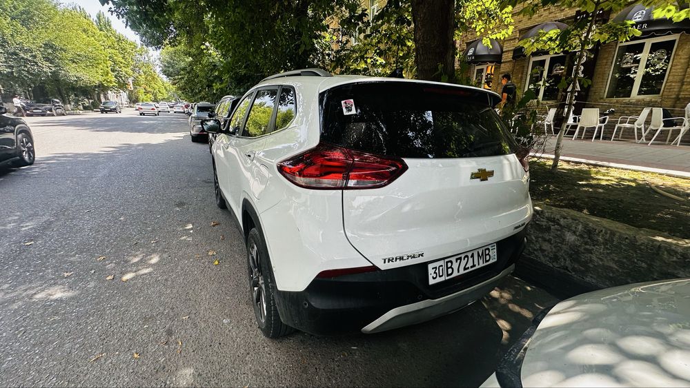 Chevrolet tracker 2