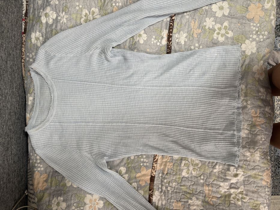 Отдаю жен одежду по 1000 тг