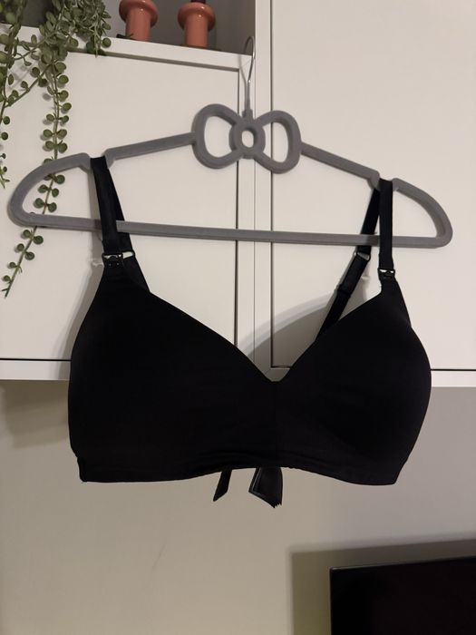 Черен сутиен за кърмене H&M сутиен за кърмачки