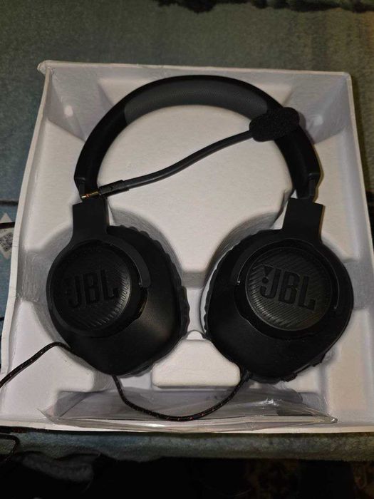 слушалки JBL черни