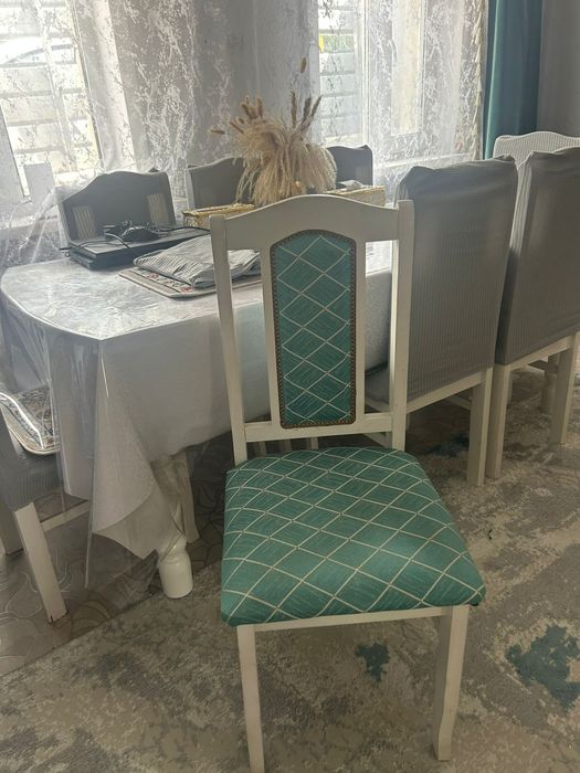 Продам стол деревянный