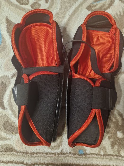 Хоккейные детские щитки