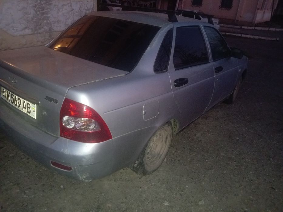 Приора сотилади 2008 срочна