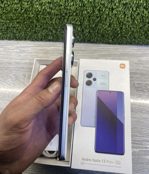Редми нот13про+ 12/256 холати идиал