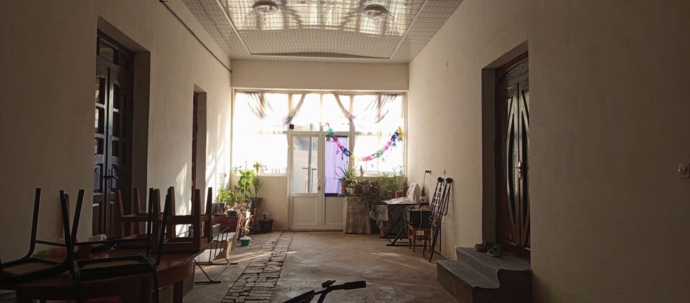 Зур жойдан ховли сотилади