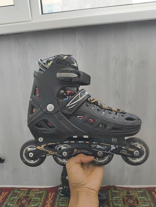 Продам роликовые коньки
