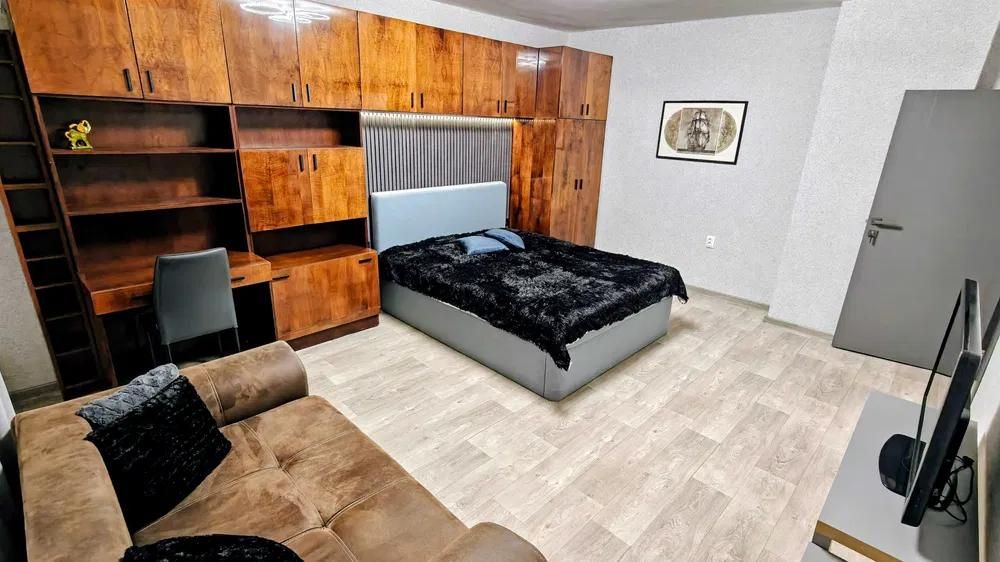 Дава се под наем Многостаен апартамент в Варна, Левски - 100 кв.м за 897.6 € - Снимка #10