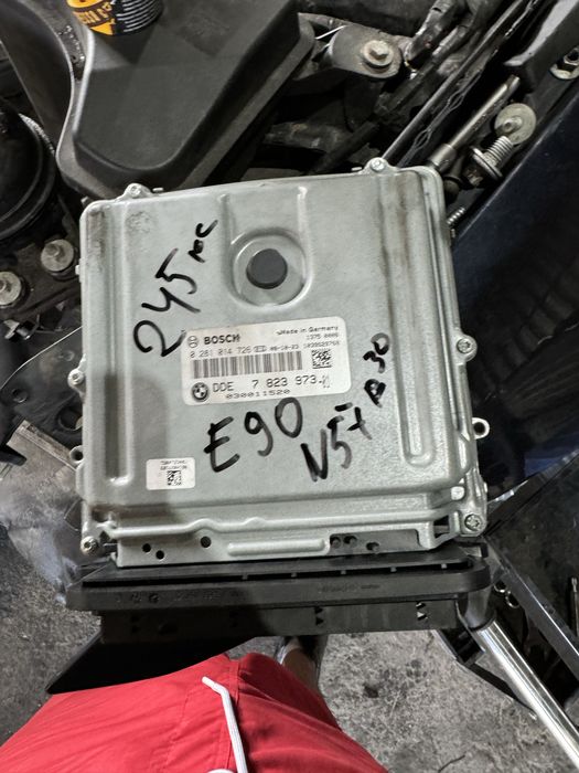 Компютър еку бмв е90 330д хд 245