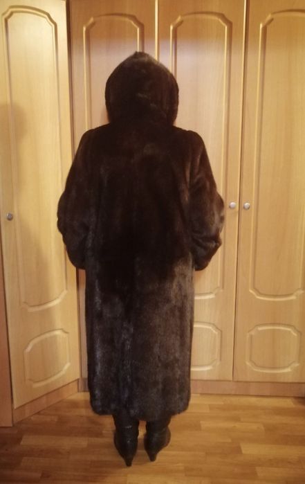 Продам шубу норковую б/у