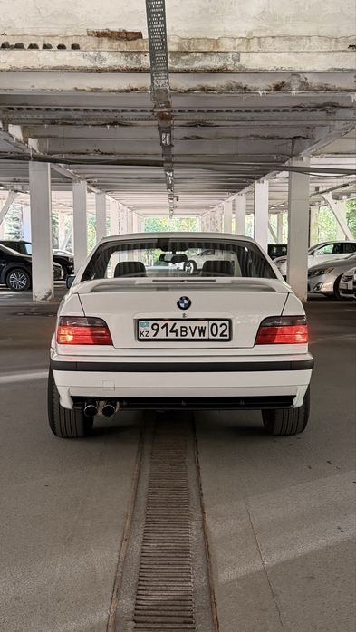 Продам BMW E36, 320i
