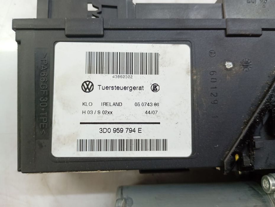 Motoras geam dreapta spate 3d0959794e Volkswagen Touareg 1 (7L) (2002 - 2007) 3.0 tdi 3.0 tdi CAS