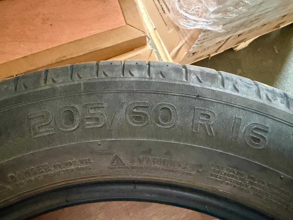 205/60/16 летни Michelin, DOT 2022