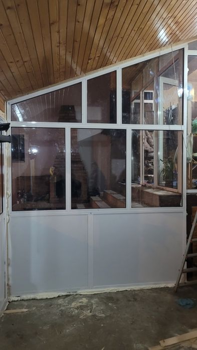 Tâmplărie pvc și aluminiu/porți metalice și aluminiu