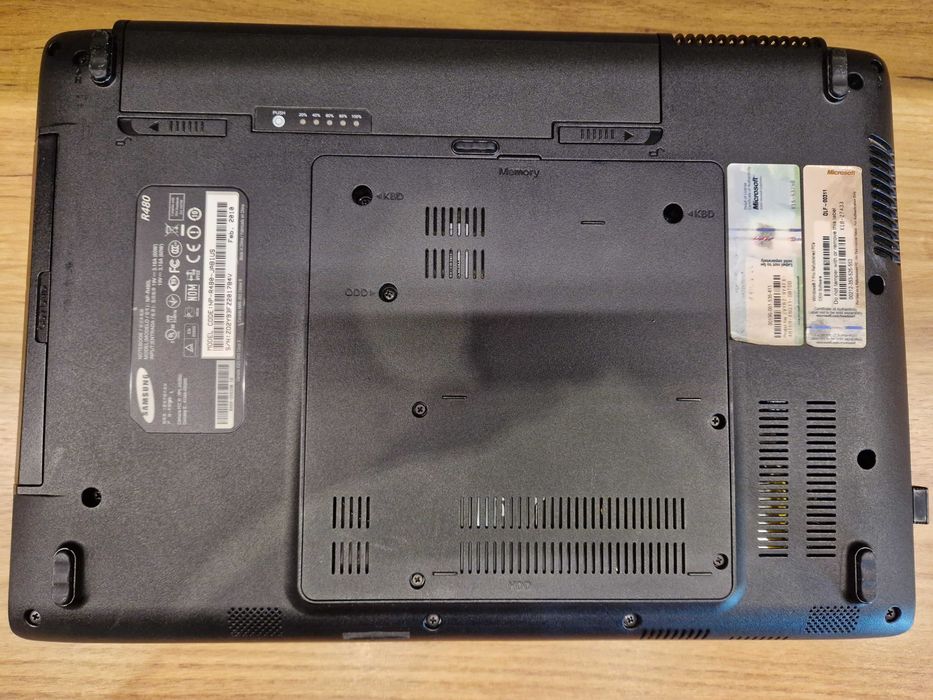 Лаптоп Samsung R480