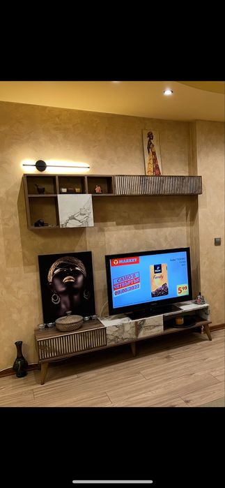 Шкаф за телевизор и етажерка