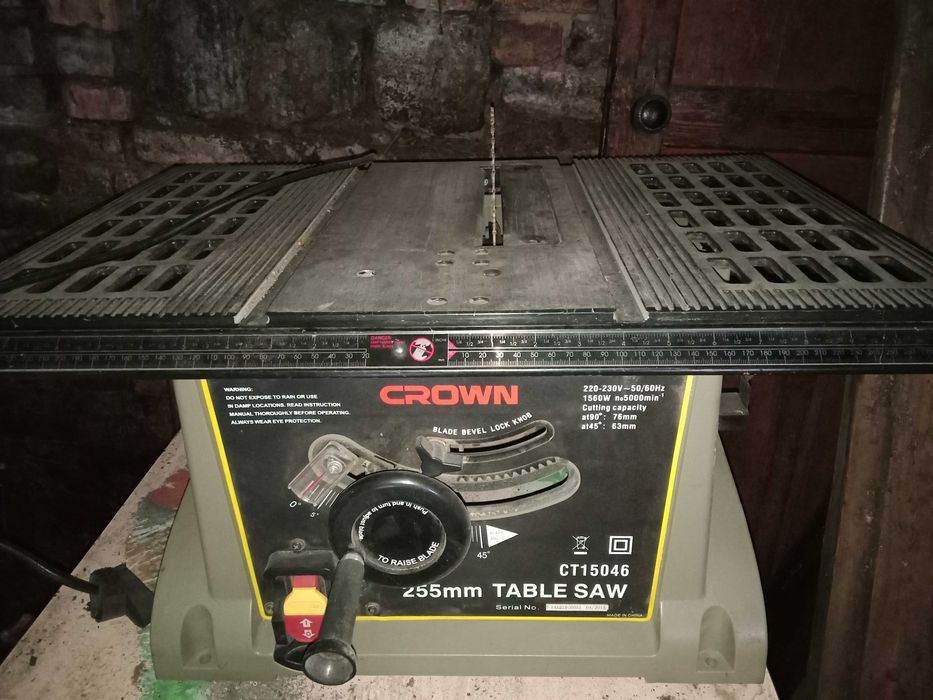 Дисковая пила Crown CT15046