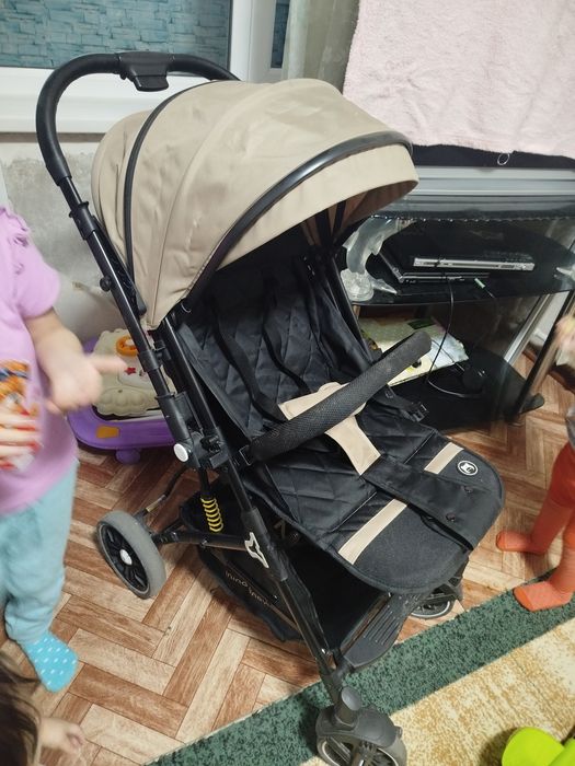 Продам коляску в хорошем состояний