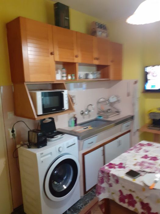 Дава се под наем Двустаен апартамент в Шумен, Боян Българанов 2 - 78 кв.м за 204 € - Снимка #3