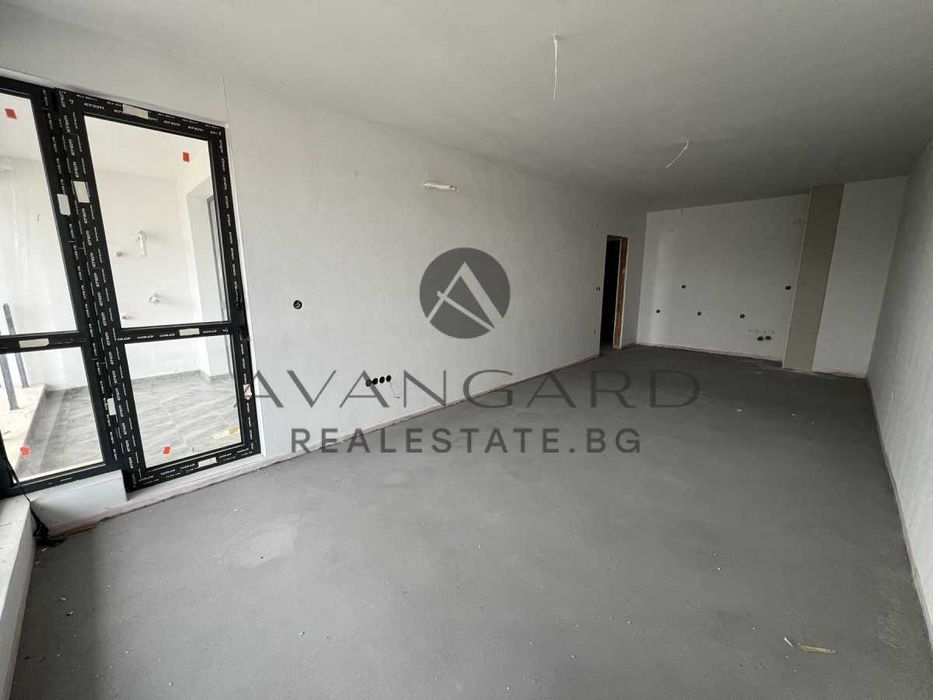 оф.24220 Двустаен апартамент пред акт 16/ Полиграфия