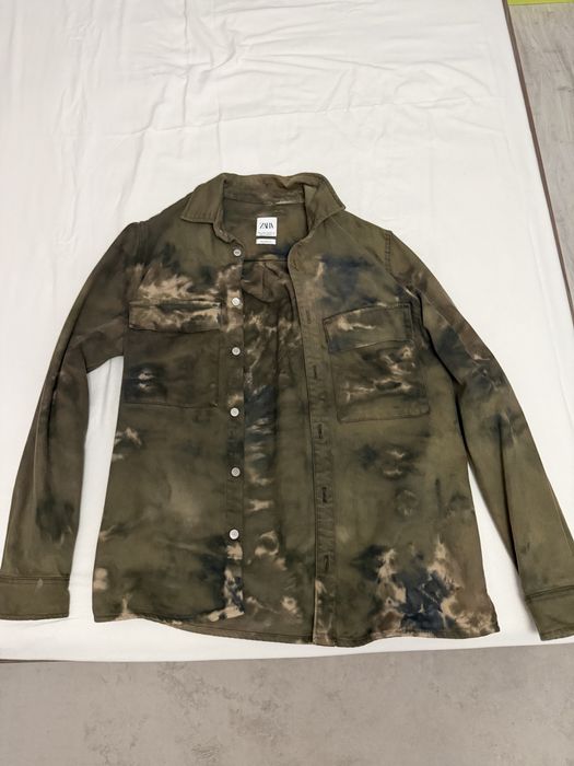 Дънкена риза на Zara.