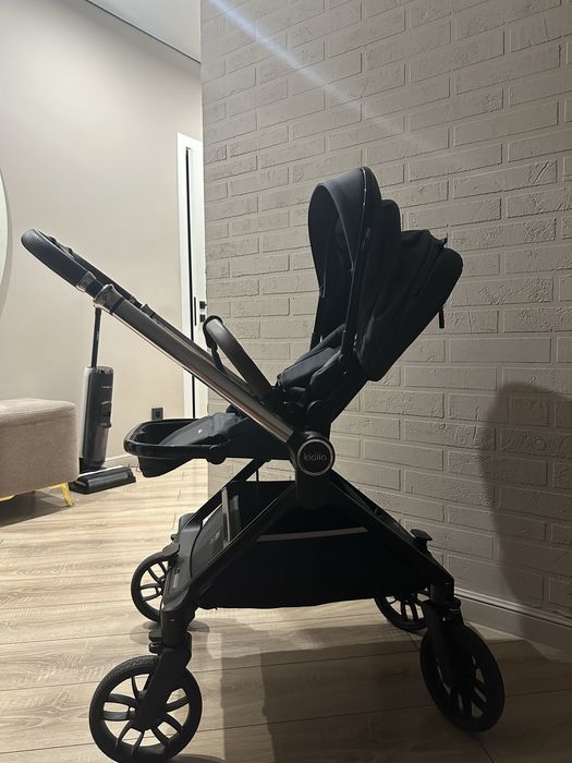 Коляска Kidillo D900
