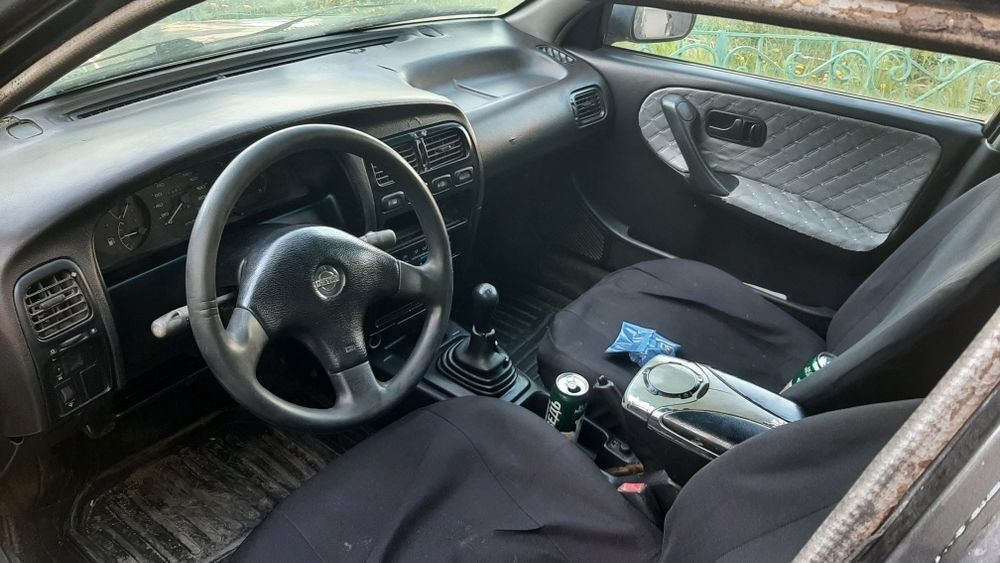 Nissan premerа p10 91г