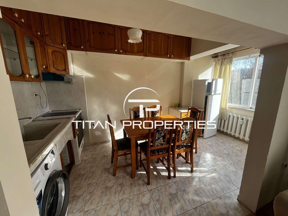 Дава се под наем Двустаен апартамент в Пловдив, Център - 68 кв.м за 350 € - Снимка #2