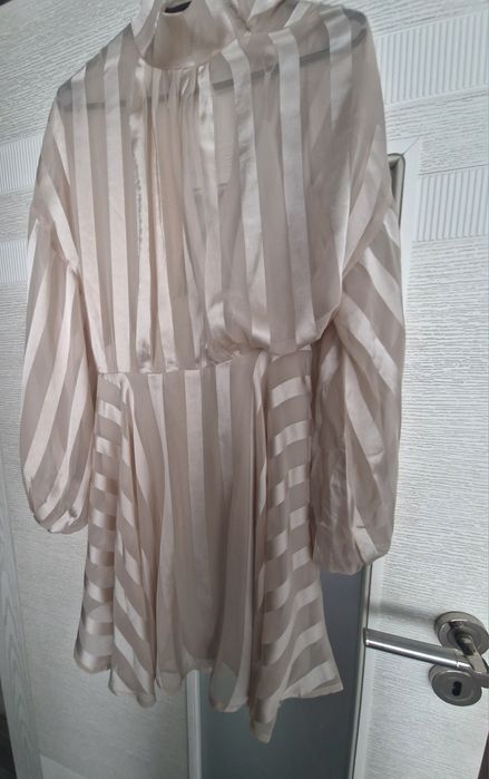 Страхотна ефирна рокля