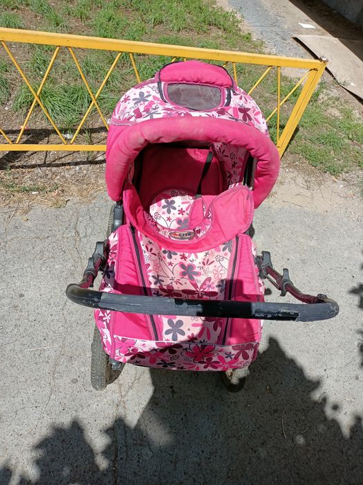 Продам детскую коляску