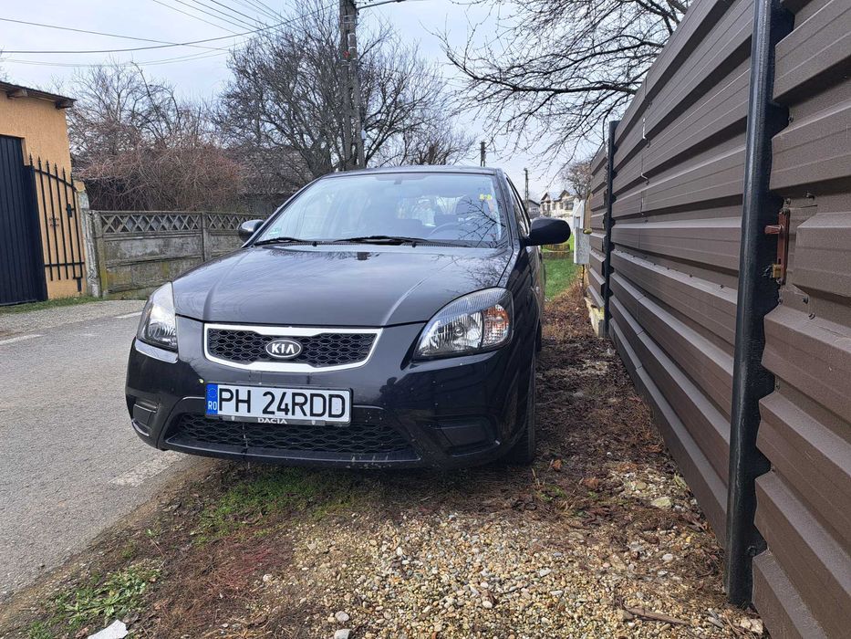 Masina de tuns gazon kia rio