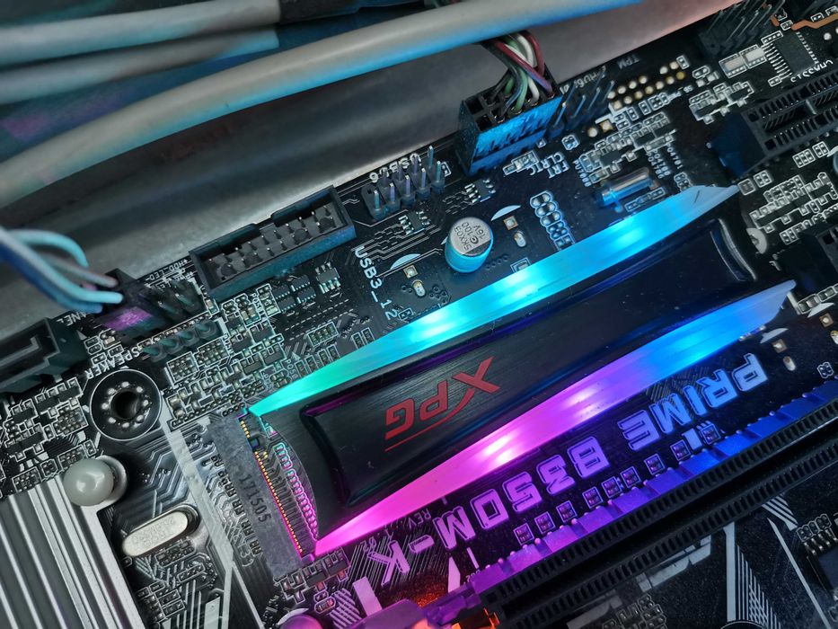 SSD ADATA XPG Spectrix S40G RGB 1 TB PCI Express 3.0 x4 M2.