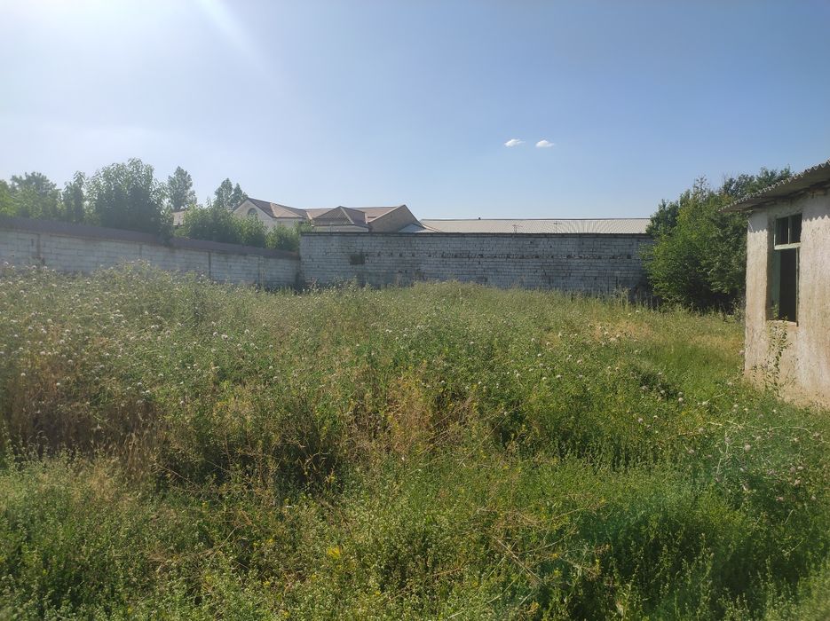 Срочно продается! Склад, цех, коттеж, уй қуриш учун ер земля бор.