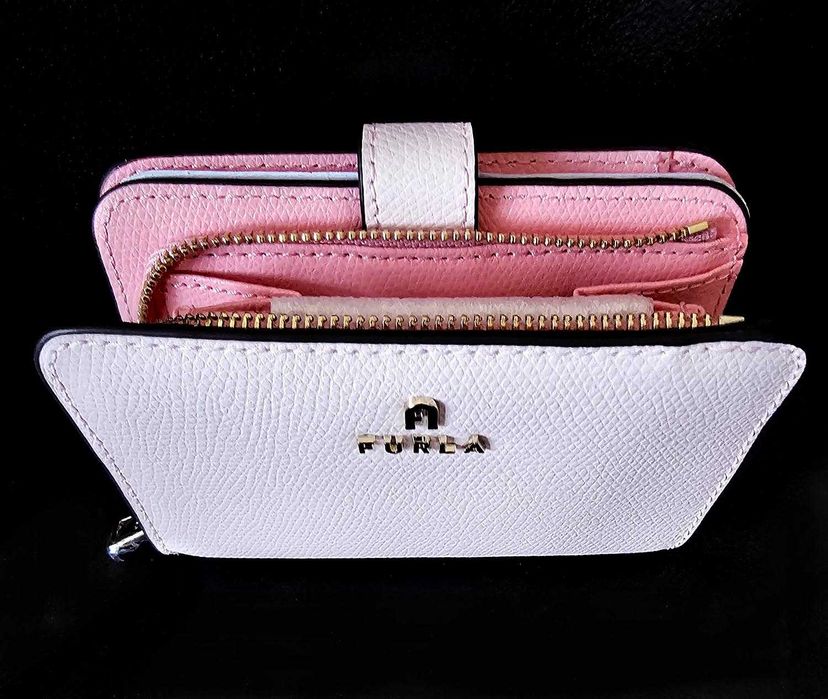 Оригинален дамски нов портфейл FURLA