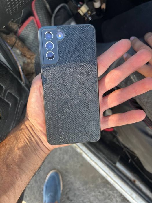 Samsung s 21+ SOTILADI