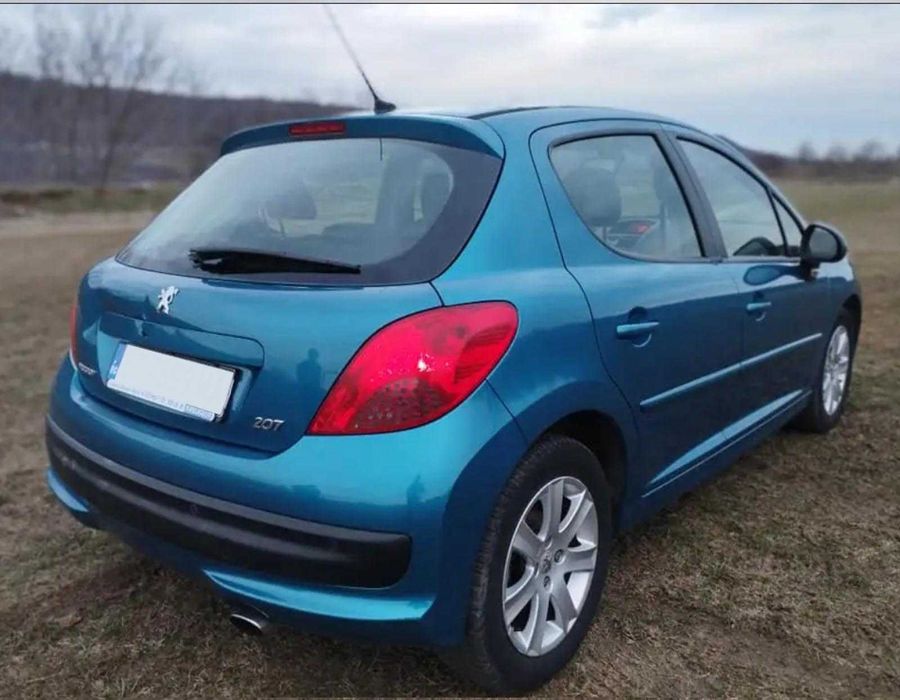 Peugeot 207 1.6i Feline  / AUTOMAT / EXCLUSIVE / CARBON / PANO