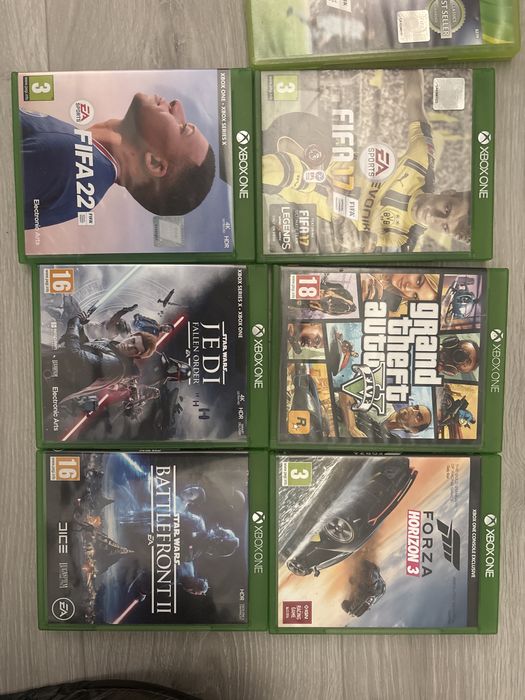 Конзола Xbox One + контролер!